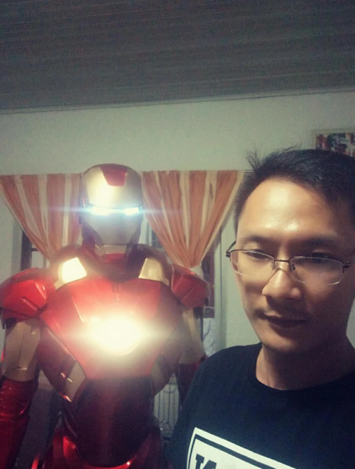 千家灯火里，普通人中的AI开发者在做什么？