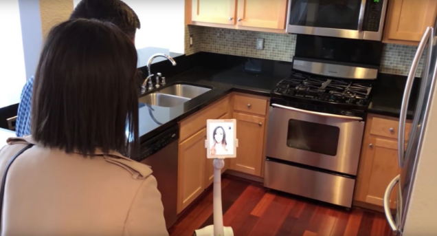 租房新体验：AI机器人中介带你看房