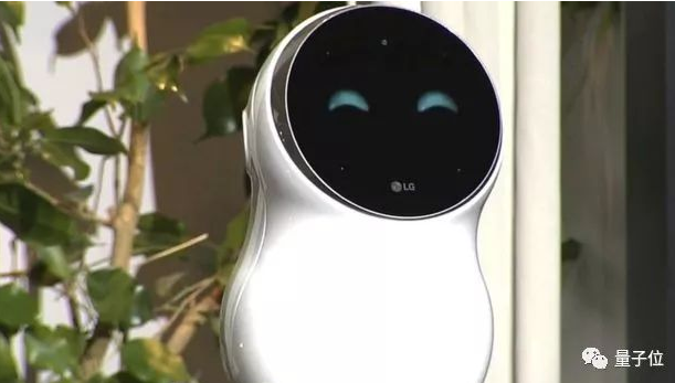 CES上那些卖萌耍酷的家用机器人究竟怎么样？还是不太懂人话