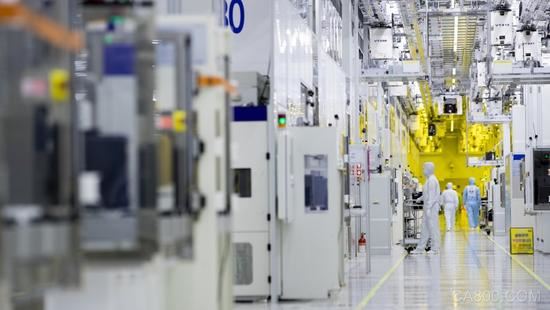 外媒：三星首款AI芯片即将完成，速度超华为苹果