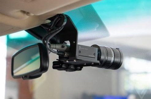 传感器：让无人驾驶拥有人一样的视力