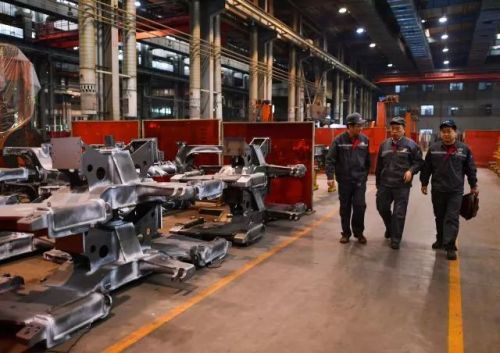 日媒称中国需求让全球机器人市场“盛况空前”