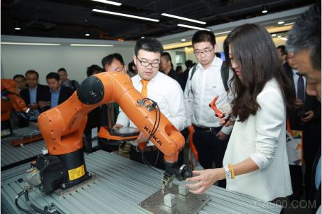 KUKA,机器人,华南