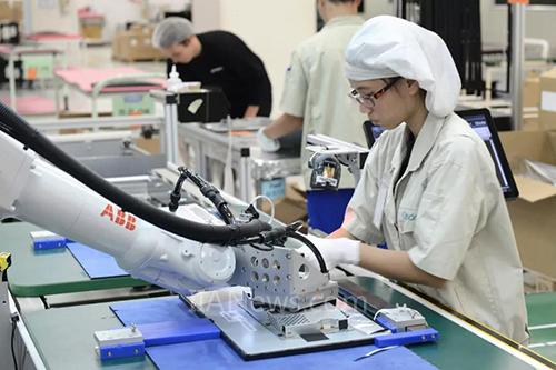 ABB机器人助佳世达打造优质3C装配测试产线